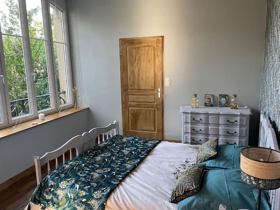 Appartement De Caractere Mirecourt Extérieur photo